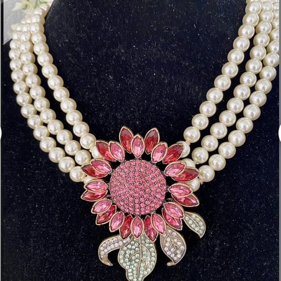 Heidi Daus Rose Flower Necklace, Heidi Daus Pearls, Heidi Daus Jewelry - Picture 2 of 5